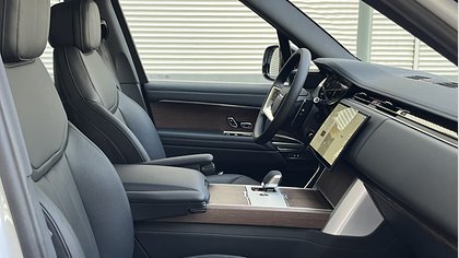 Range Rover 7