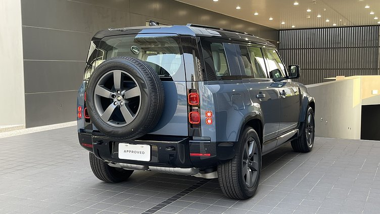2024 認證中古車 Land Rover Defender 110 Tasman Blue 3.0 litre i6D​ X-D HSE