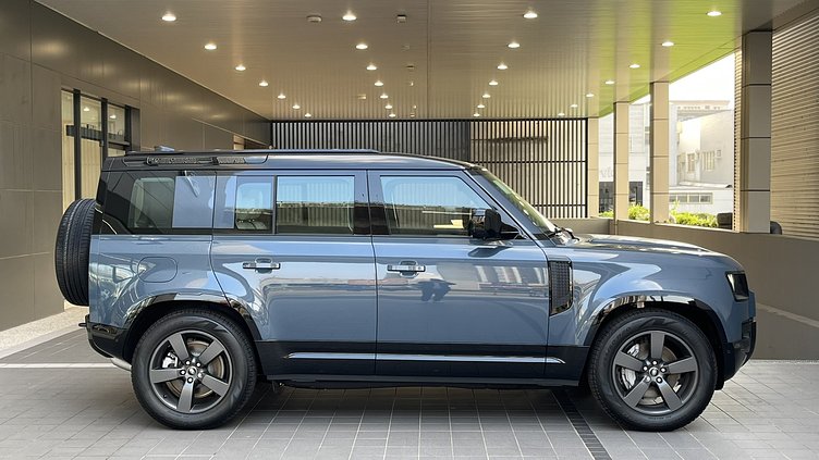 2024 認證中古車 Land Rover Defender 110 Tasman Blue 3.0 litre i6D​ X-D HSE