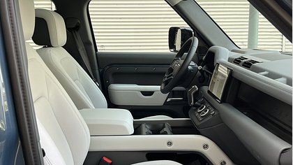 Defender 110 7