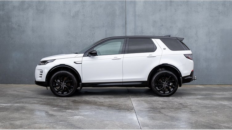 2026 Approved Land Rover Discovery Sport Fuji White P250 Dynamic SE