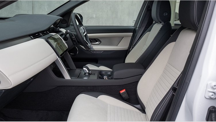 2026 Approved Land Rover Discovery Sport Fuji White P250 Dynamic SE