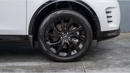 Discovery Sport 9
