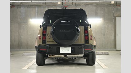 Defender 90 8