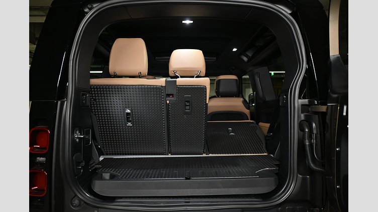 2025 認定中古車 Land Rover Defender 90 ゴンドワナストーン D350 ディーゼルマイルドハイブリッド X-Dynamic HSE