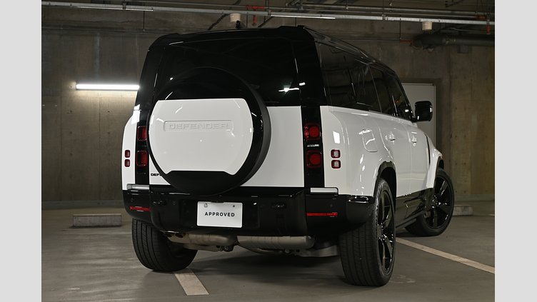 2025 認定中古車 Land Rover Defender 110 フジホワイト D350 ディーゼルマイルドハイブリッド X-Dynamic HSE