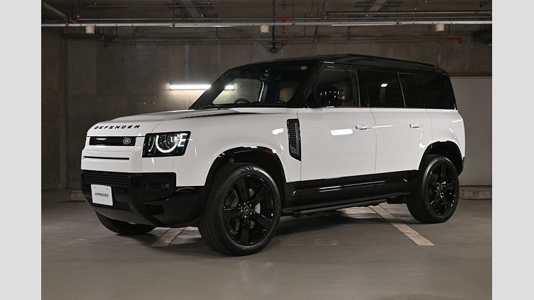 2025 認定中古車 Land Rover Defender 110 フジホワイト D350 ディーゼルマイルドハイブリッド X-Dynamic HSE