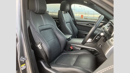 F-Pace 9