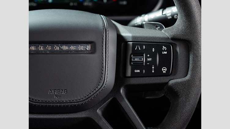 2024 認定中古車 Land Rover Defender 110 サントリーニブラック P525 AWD (AT) V8