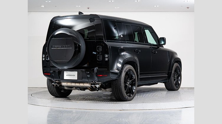 2024 認定中古車 Land Rover Defender 110 サントリーニブラック P525 AWD (AT) V8