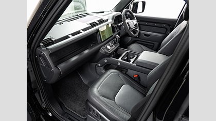 Defender 110 51