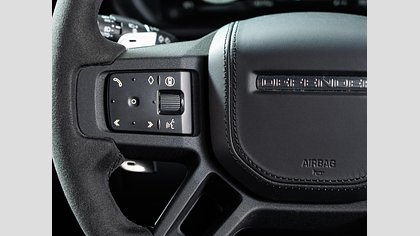 Defender 110 14