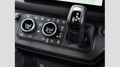 Defender 110 38