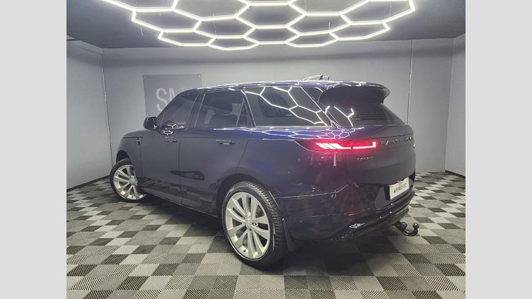 2022 Approved Land Rover Range Rover Sport Portofino Blue 2023 Portofino Blue Range Rover Sport D350 Dynamic HSE with only 33 500km on the clock, powered by a 3.0L Turbo Diesel Inline-6 Mild Hybrid (MHEV) engine delivering 258kW and 700Nm through an 8-speed automatic AWD system, D350 Dynamic HSE