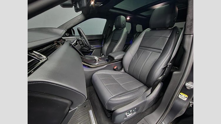 2025 Approved Land Rover Range Rover Evoque Carpathian Grey 2025 Carpathian Grey with Bronze Roof Range Rover Evoque D200 Autobiography, stunning looking vehicle with 20 Inch Black Mag Wheels, Panoramic Sliding Sunroof, D200 Autobiography