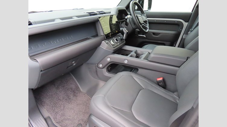 2025 認定中古車 Land Rover Defender 110 ボラスコグレイ P300e プラグインハイブリッド X-Dynamic HSE