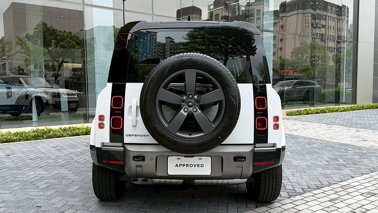 2025 認證中古車 Land Rover Defender 110 Fuji White D300 X-DYNAMIC HSE