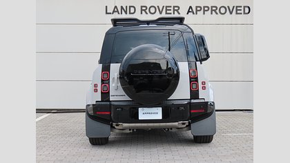 Defender 110 7
