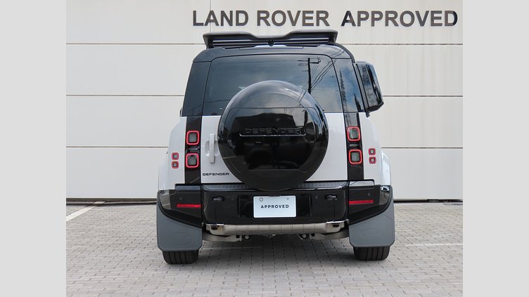 2025 認定中古車 Land Rover Defender 110 ボラスコグレイ P300e プラグインハイブリッド X-Dynamic HSE