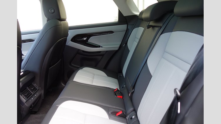 2024 認定中古車 Land Rover Range Rover Evoque カルパチアングレイ P300eプラグインハイブリッド（ガソリン） スタンダードホイールベース DYNAMIC HSE