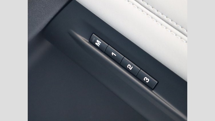 2021 認定中古車 Land Rover Range Rover Evoque ノリータグレー P250 AWD（オートマチック） R-DYNAMIC SE