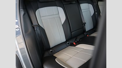 Range Rover Evoque 35