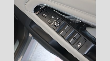 Range Rover Evoque 42