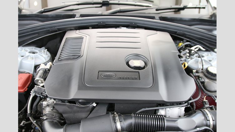 2024 認定中古車 Land Rover Range Rover Velar アロイオスグレイ D200マイルドハイブリッド（ディーゼル） Dynamic SE