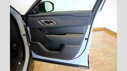 Range Rover Velar 23