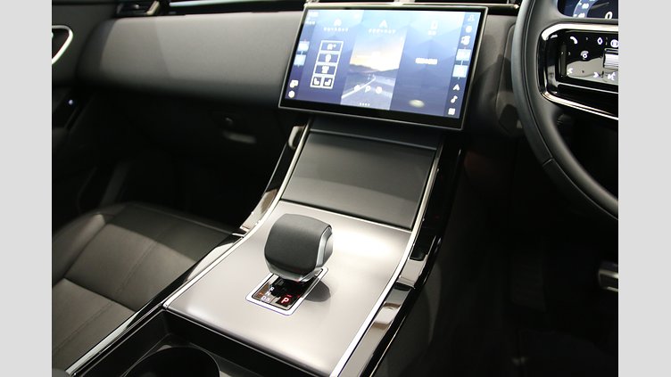 2024 認定中古車 Land Rover Range Rover Velar アロイオスグレイ D200マイルドハイブリッド（ディーゼル） Dynamic SE