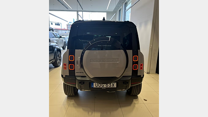 Defender 110 3
