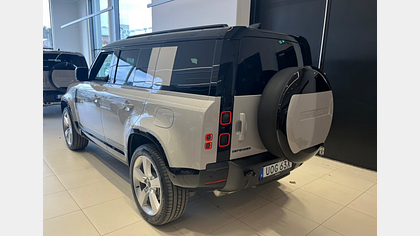 Defender 110 1