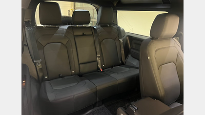 Defender 90 6