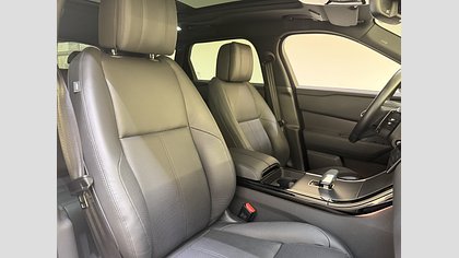 Range Rover Velar 13
