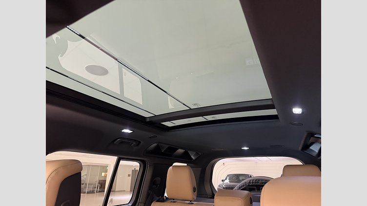 2026 Begagnad Land Rover Defender 110 Woolstone Green Bensin Laddhybrid X-Dynamic HSE