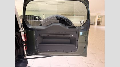 Defender 110 21