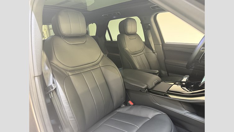2026 Begagnad Land Rover Range Rover Sport Charente Grey P460e Bensin Plug-in Hybrid Kort hjulbas (SWB) Dynamic SE