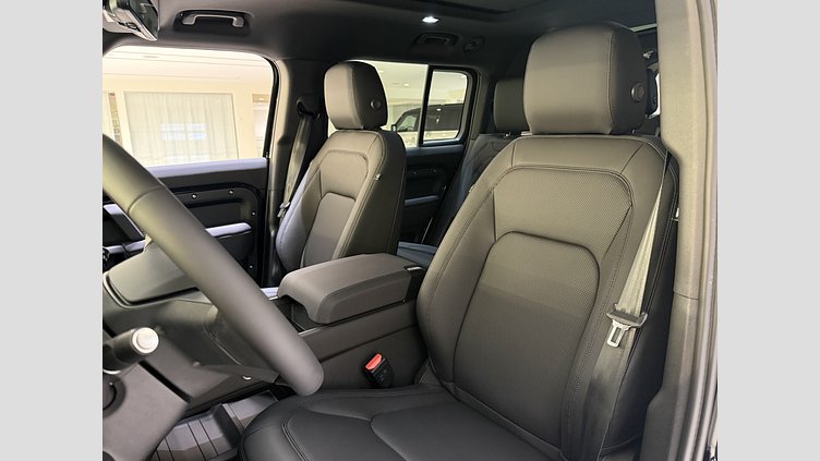 2026 Ny Land Rover Defender 130 Santorini Black D250 Diesel Mild Hybrid X-Dynamic SE