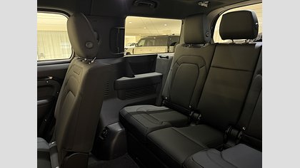 Defender 130 21