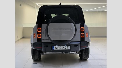 Defender 110 4