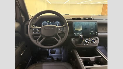 Defender 130 8
