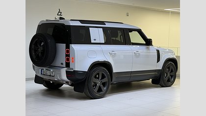 Defender 110 3