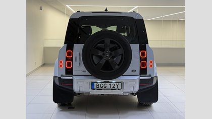 Defender 110 4