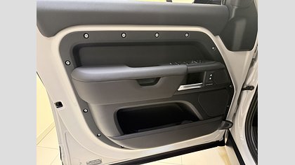 Defender 110 10