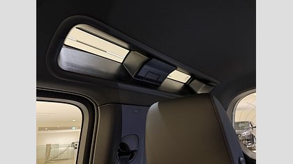 Defender 110 16