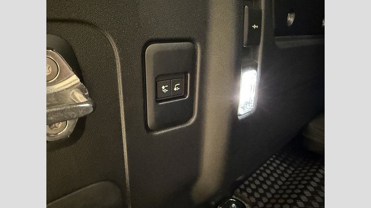 2026 Ny Land Rover Defender 110 Carpathian Grey Bensin Laddhybrid X-Dynamic SE
