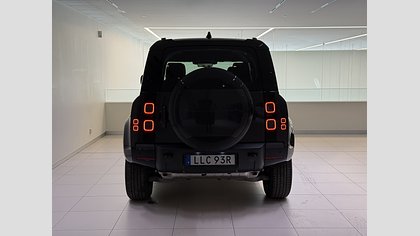 Defender 110 4