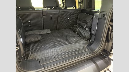 Defender 110 21