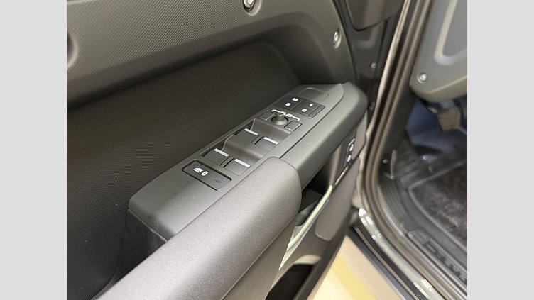 2026 Ny Land Rover Defender 110 Carpathian Grey Bensin Laddhybrid X-Dynamic SE