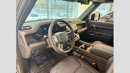 Defender 110 6